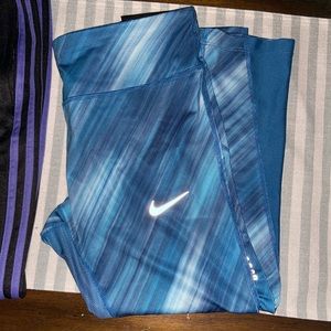 Nike size large blue patterned tights leggings
